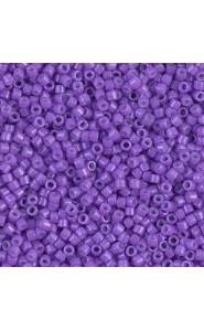 Miyuki Delica Perlen 11/0 - Opaque violet dyed DB-1379